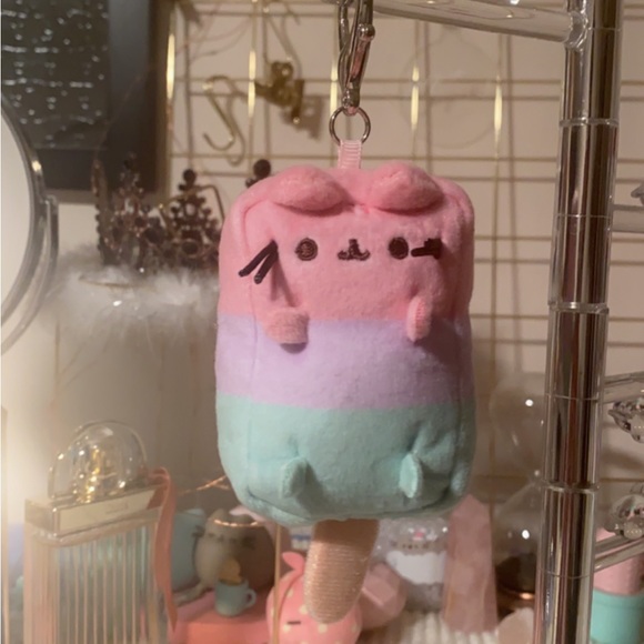 Pushee Blind Box Series 18 - Picture 3 of 3